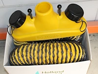 Twee verdeelkoppen trotec met slangen. - afbeelding 2 van  2