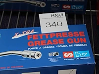 Twee vetspuiten samoa haltbauer - afbeelding 2 van  2