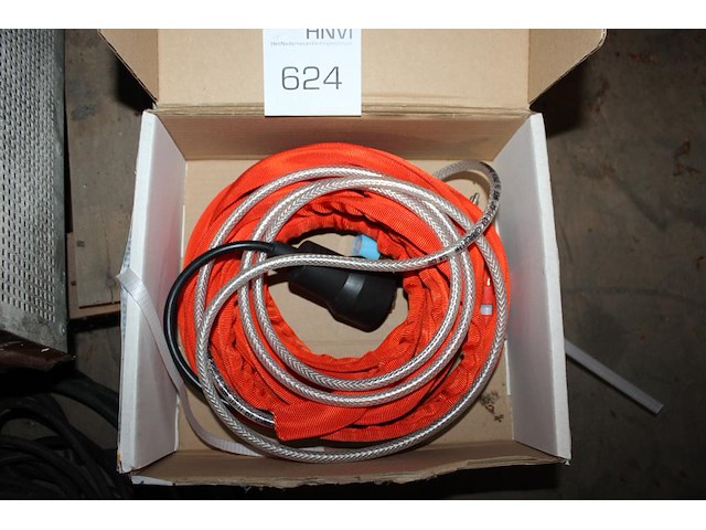 Twee waterkit slangensets. - afbeelding 2 van  2