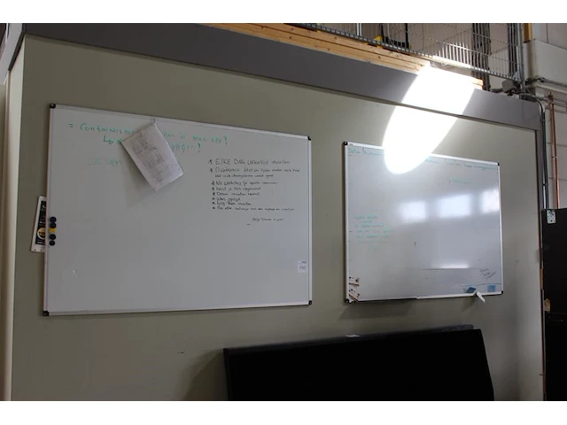Twee whiteboards 150 x 100 cm. - afbeelding 1 van  1