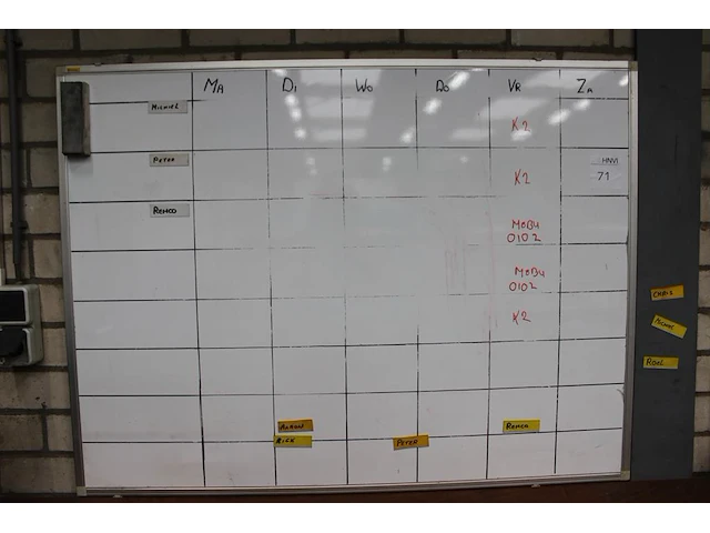 Twee whiteboards met o.a. afmeting 120 x 90 cm. - afbeelding 1 van  2