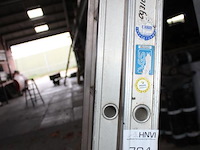 Tweedelige aluminium ladder vgs met 2x 12 treden. - afbeelding 3 van  3