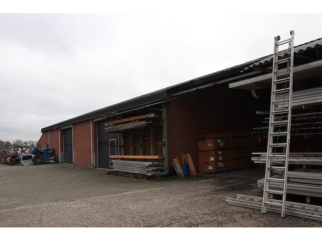 Tweedelige ladder. 2x 16 treden. - afbeelding 1 van  3