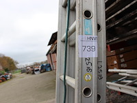 Tweedelige ladder. 2x 16 treden. - afbeelding 2 van  3