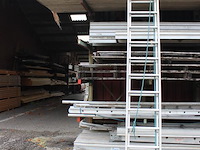 Tweedelige ladder. 2x 16 treden. - afbeelding 3 van  3