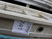 Tweedelige ladder. 2x 24 treden. - afbeelding 2 van  3