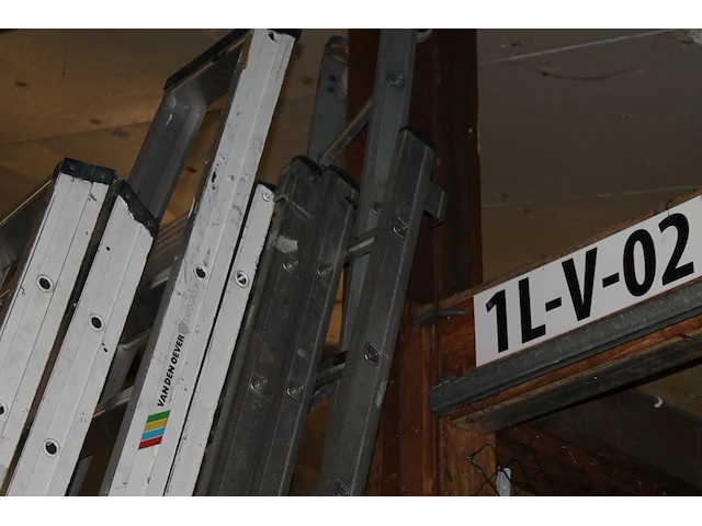 Tweedelige ladder dirks 2x12 treden. - afbeelding 1 van  2