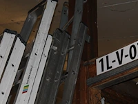 Tweedelige ladder dirks 2x12 treden. - afbeelding 1 van  2