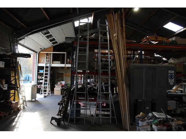 Tweedelige ladder dirks met 2x 14 treden. - afbeelding 1 van  4