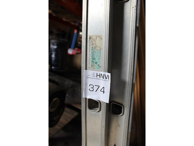 Tweedelige ladder dirks met 2x 14 treden. - afbeelding 2 van  4