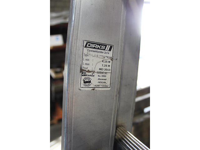 Tweedelige ladder dirks met 2x 14 treden. - afbeelding 3 van  4