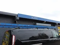 Tweedelige ladder met 2 x 16 treden Tweedelige ladder met 2 x 16 treden