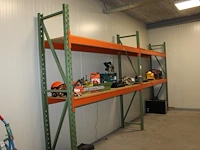 Tweedelige magazijnstelling. totale afmeting 500 x 60 x 250cm. - afbeelding 1 van  2