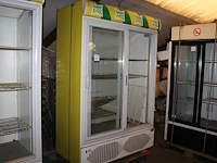 Tweedeurs koeling crystal. afmeting 135 x 68 x 205 cm. - afbeelding 1 van  2