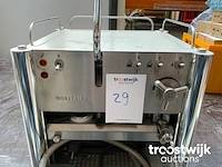 Tweegroeps espresso koffiecenter met 2 filterhouders - afbeelding 3 van  5