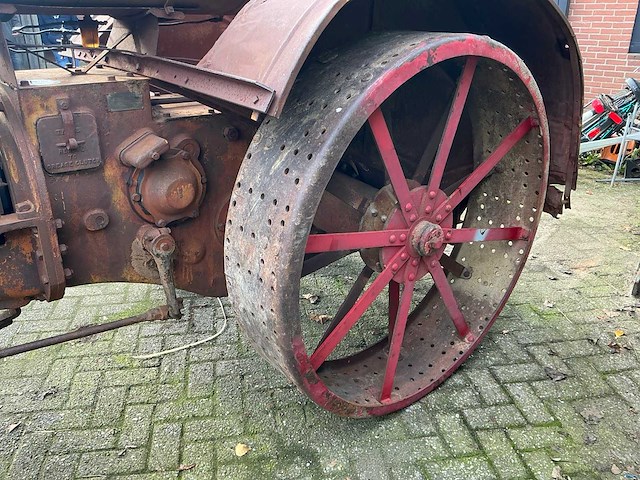 Twin city 20-32 oldtimer tractor - afbeelding 2 van  21