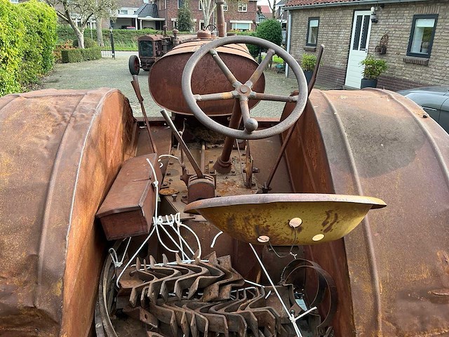 Twin city 20-32 oldtimer tractor - afbeelding 9 van  21
