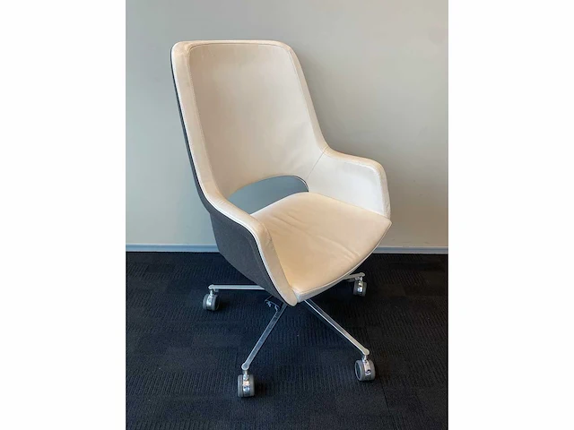 Twinform - 4p design conferentieset 180x180 - afbeelding 13 van  23