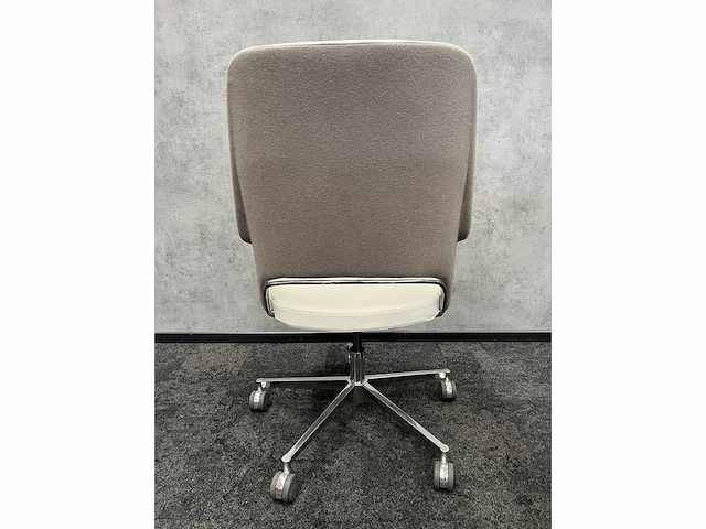 Twinform/ andreu world - 5p design conferentie set ø180 - afbeelding 27 van  29