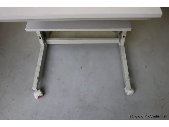 Twingo computertafel op wielen - 60x50x72cm - afbeelding 3 van  5