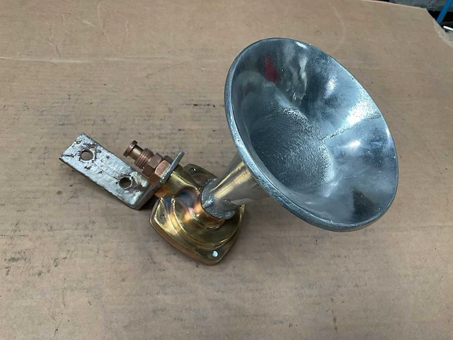 Tyfon mkt75/800 vintage marine alarm hoorn - afbeelding 1 van  5