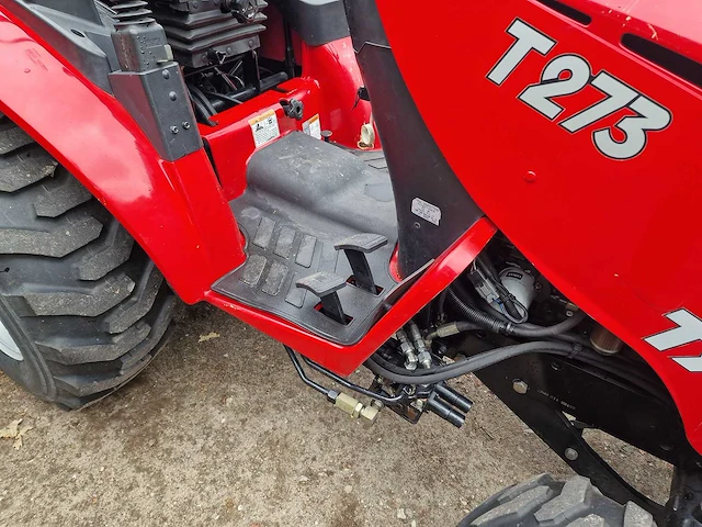 Tym - 2016 - t273 - utility tractor - afbeelding 9 van  13