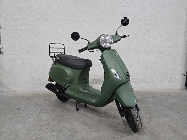 Tym - snorscooter - vespa alpha - 4t 25km uitvoering fbh35n - afbeelding 4 van  7