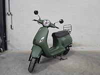 Tym - snorscooter - vespa alpha - 4t 25km uitvoering fbh35n - afbeelding 3 van  7