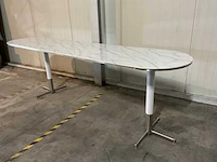 Tyona eetkamertafel