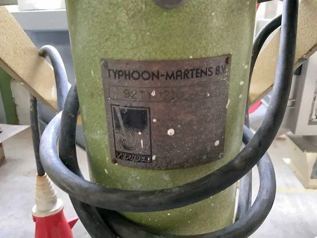 Typhoon-martens roerder - afbeelding 14 van  15