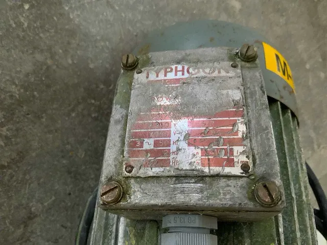 Typhoon roerder - afbeelding 7 van  7