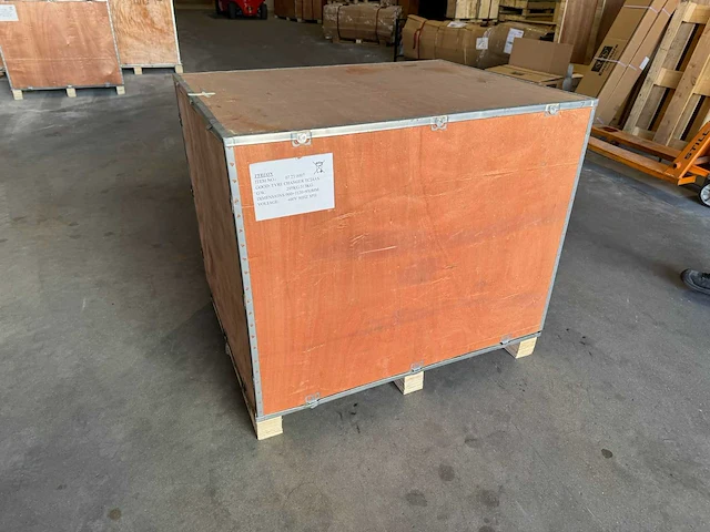 Tyreon tc24as heavy-duty banden demonteermachine met kantelende kolom en dubbele airbooster in de spanklauwen - afbeelding 27 van  29