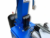 Tyreon tc24as heavy-duty banden demonteermachine met kantelende kolom en dubbele airbooster in de spanklauwen - afbeelding 17 van  26