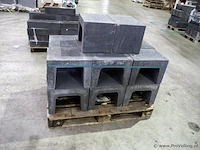 U-elementen van beton - kleur zwart - 30x30x40cm - 16 stuks - afbeelding 1 van  2