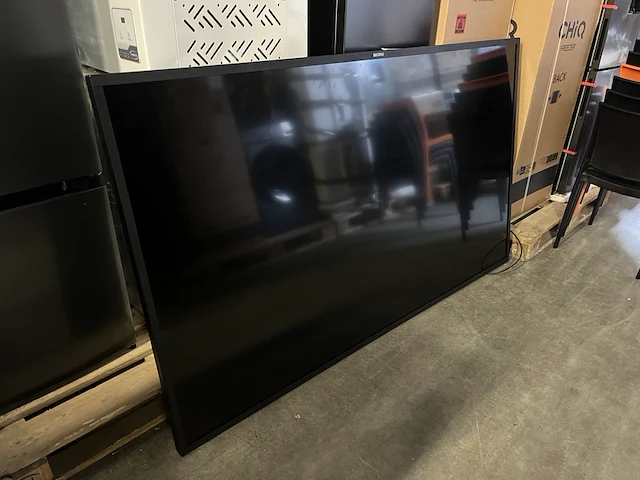 U-line uhd display 84 inch philips, bdl8470qu - afbeelding 1 van  7
