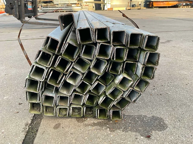 U-profiel (30x30 mm) (95x) - afbeelding 7 van  8