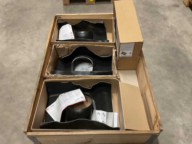 Ubbink ubiflex universele dakdoorvoer - afbeelding 1 van  5