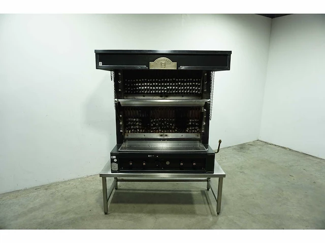 Ubert - rotesserie - afbeelding 1 van  6