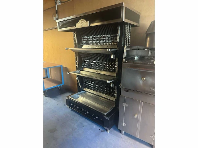 Ubert - rotisserie - kippengril - afbeelding 1 van  6