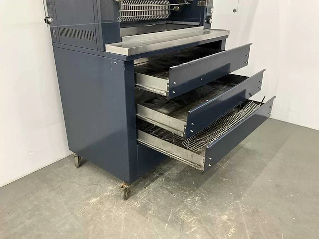 Ubert - rt 44 e - elektrische infrarood kippengrill rotisserie - afbeelding 3 van  18