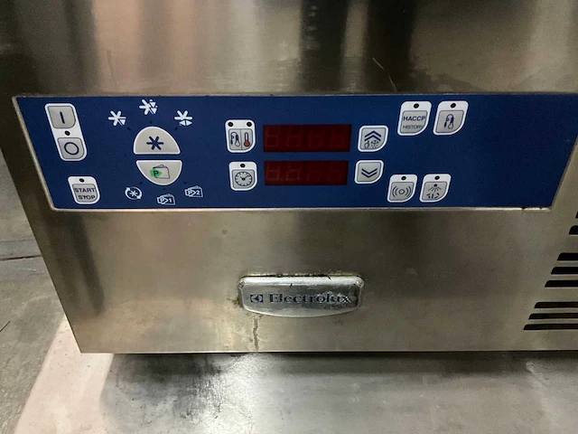 Ubert rotisserie rt 403 kippengrill & blastchiller - afbeelding 10 van  10