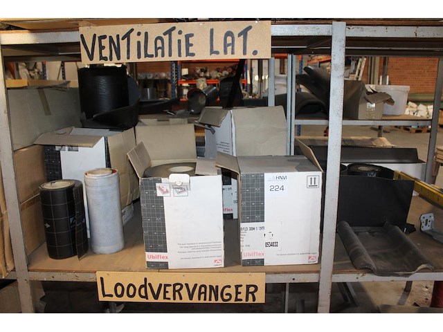 Ubiflex loodvervanger ubbink op stellingdeel. - afbeelding 1 van  2