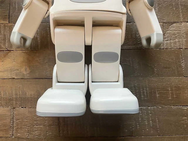 Ubtech alpha mini robot - afbeelding 4 van  7