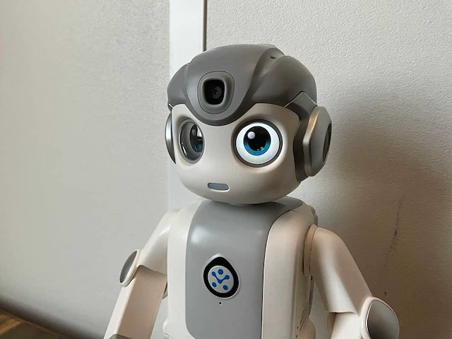 Ubtech alpha mini robot - afbeelding 2 van  7