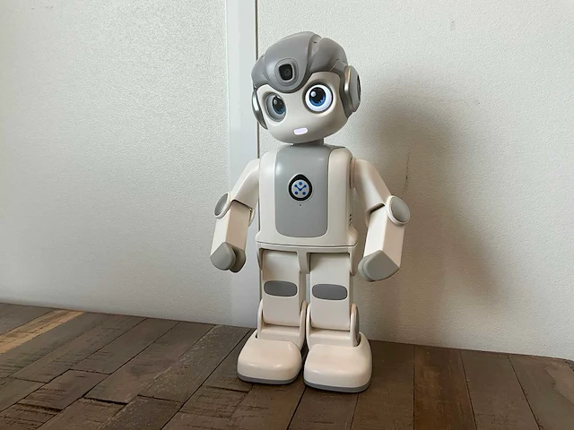 Ubtech alpha mini robot - afbeelding 1 van  8