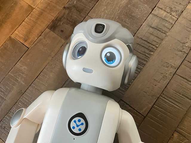 Ubtech alpha mini robot - afbeelding 2 van  7