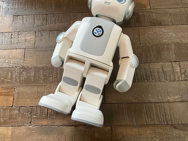 Ubtech alpha mini robot - afbeelding 4 van  8