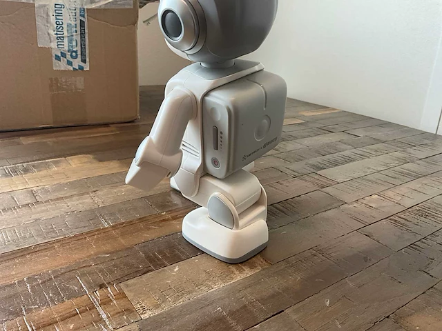 Ubtech alpha mini robot - afbeelding 6 van  8