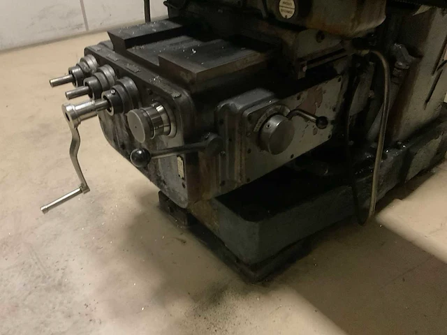 Ucimi lux-2-m universele freesmachine - afbeelding 20 van  23