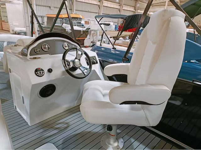 Uf boats - 2025 - 22 ft pontoon - pontoon boot / speedboot / motorboot - afbeelding 2 van  15